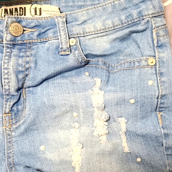 SEXY ZANADI Distressed Bedazzled SIZE 11 SHORTS - Picture 3 of 5